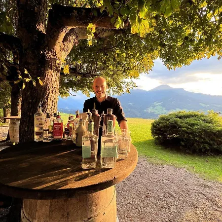 Restaurant Gruenwalderhof 3*