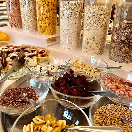 Restaurant Gruenwalderhof 3*