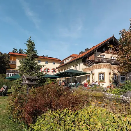 Restaurant Gruenwalderhof 3*