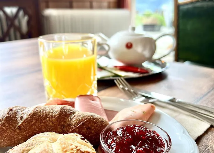 Restaurant Gruenwalderhof 3*