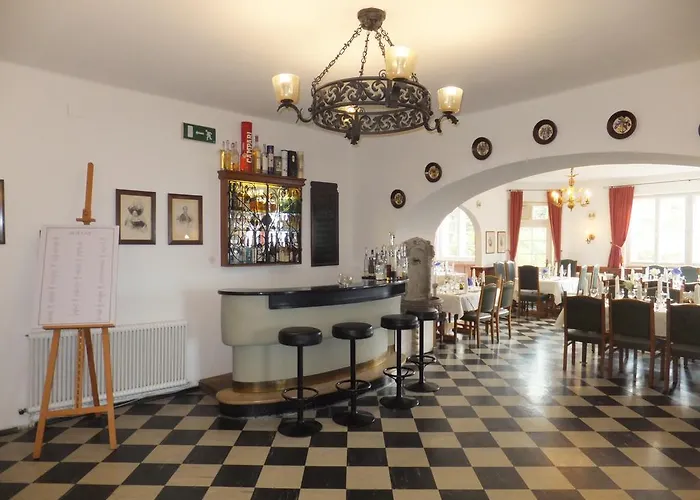 Szálloda Restaurant Gruenwalderhof Patsch