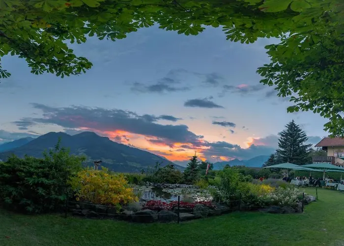 Restaurant Gruenwalderhof 3* パチ