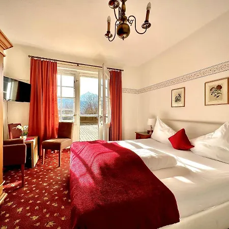 Hotel Restaurant Gruenwalderhof 3*