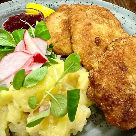 מלון Restaurant Gruenwalderhof 3*