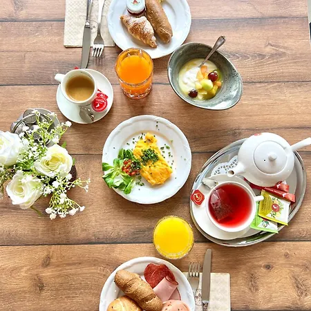 Restaurant Gruenwalderhof فندق باتش