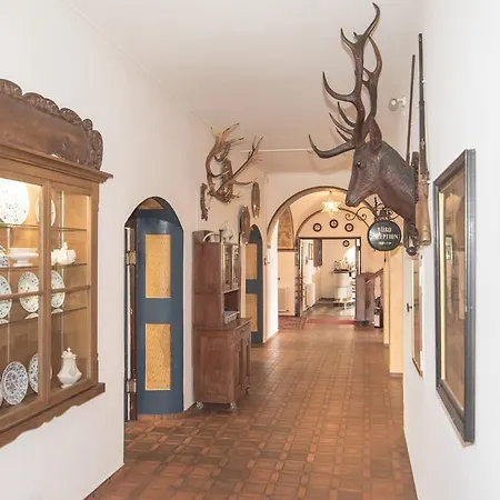 فندق Restaurant Gruenwalderhof